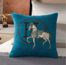 Carica l'immagine nel visualizzatore di Gallery, Equestrian Print Super-Soft Cushion Covers