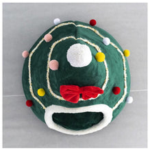 Charger l&#39;image dans la galerie, Adorable Velvet Christmas Tree Pet Bed-Furbaby Friends Gifts