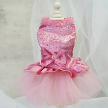 Afbeelding in Gallery-weergave laden, Beautiful Satin Pet Party Dress-Furbaby Friends Gifts