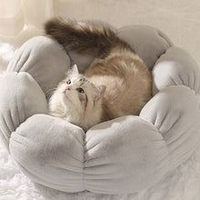 Carregar imagem no visualizador da galeria, Comfort Flower Cloud Bed-Furbaby Friends Gifts