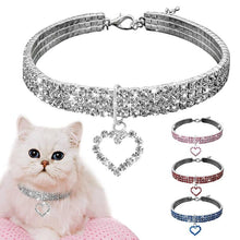Cargar imagen en el visor de la galería, Crystal Pet Collar (With Heart Feature)-Furbaby Friends Gifts