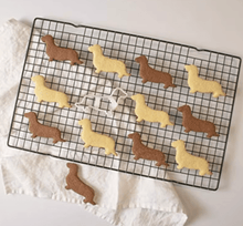 Carica l&#39;immagine nel visualizzatore di Gallery, Doxie Dachshund Cookie Cutter-Furbaby Friends Gifts