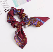Charger l'image dans la galerie, Equestrian Print Hair Ties-Furbaby Friends Gifts