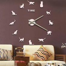 Laden Sie das Bild in den Galerie-Viewer, Kitty Time! Cat Clock-Furbaby Friends Gifts
