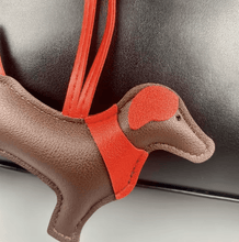 Laden Sie das Bild in den Galerie-Viewer, Labrador Handbag &amp; Keychain Charms-Furbaby Friends Gifts