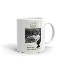 Afbeelding in Gallery-weergave laden, Princess Elizabeth, Jane &amp; Dookie Ceramic Gift Mug-Furbaby Friends Gifts