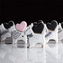 Carregar imagem no visualizador da galeria, Puppy Cookie Cutters-Furbaby Friends Gifts
