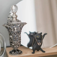 Laden Sie das Bild in den Galerie-Viewer, Sassy Dancing Kitty Accessories Holders-Furbaby Friends Gifts