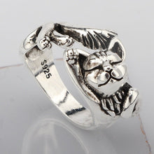Afbeelding in Gallery-weergave laden, Sleepy Kitty Platinum Plated Silver Ring-Furbaby Friends Gifts