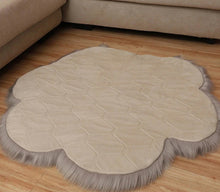 Afbeelding in Gallery-weergave laden, Super-Soft Fluffy Paw Shaped Rugs-Furbaby Friends Gifts