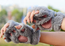 Laden Sie das Bild in den Galerie-Viewer, Super Warm Paw Gloves-Furbaby Friends Gifts