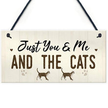 Cargar imagen en el visor de la galería, Wooden Cat Plaques-Furbaby Friends Gifts